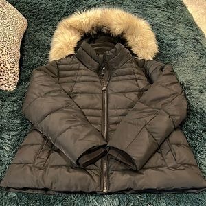 DKNY puffer jacket with removable faux fur hood!